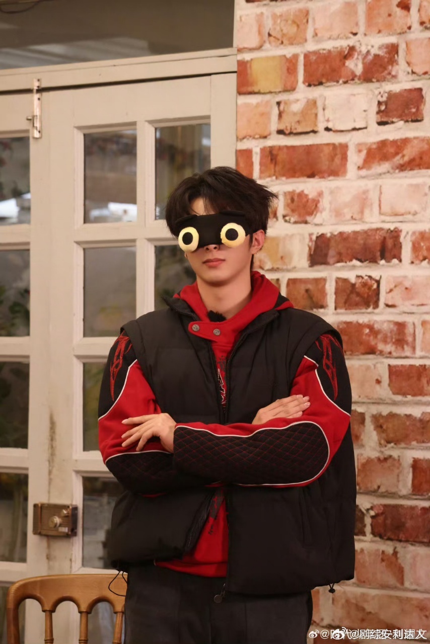 全世界指责你我带你吃刘耀文刘耀文必吃榜 网友分享的“诡秘 如果全世界都指责你我带