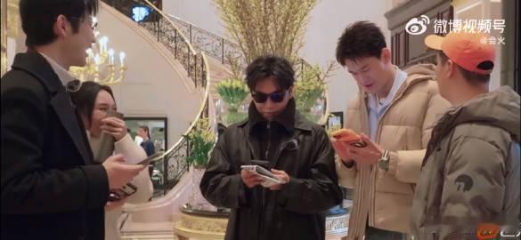 孙杨让秦昊给自己备注老公 赛场之上英姿飒爽，私下里却是幽默达人，孙杨和秦昊的趣味