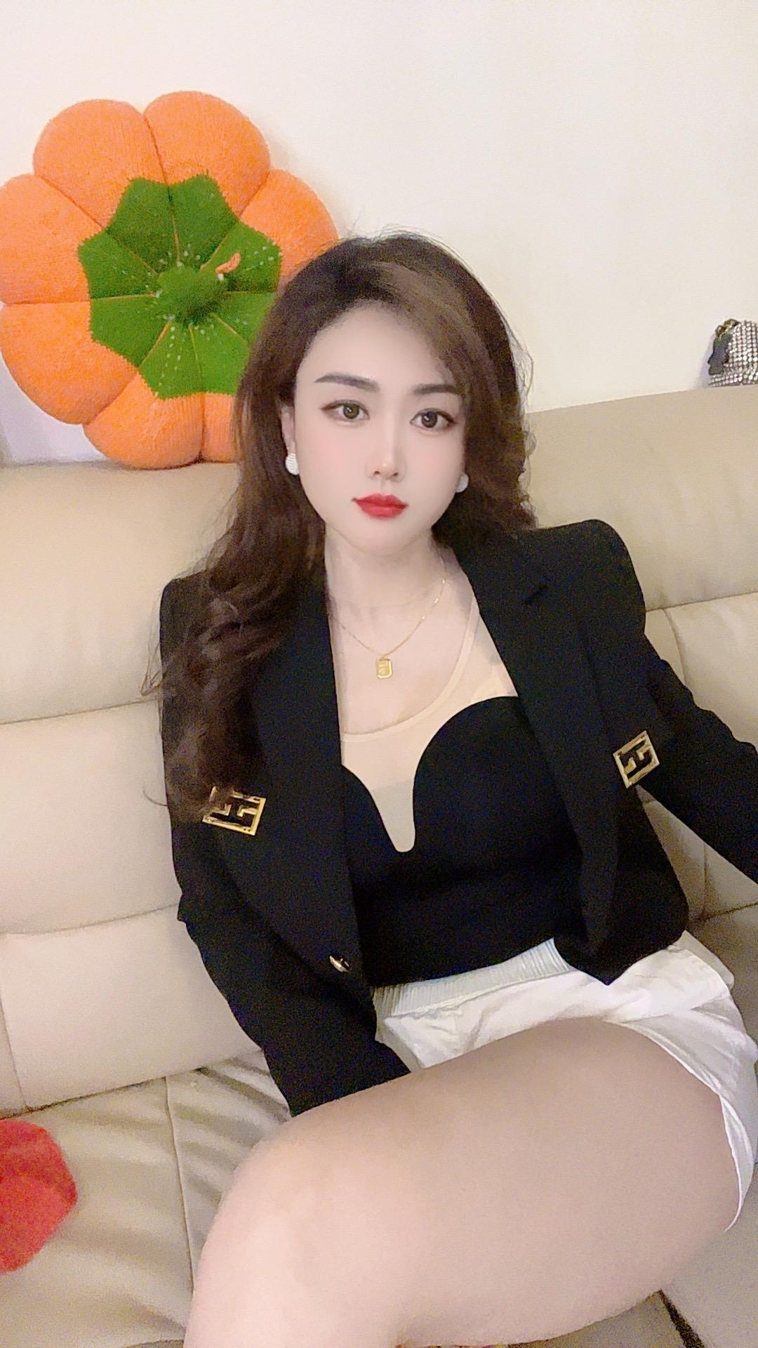 微胖女人