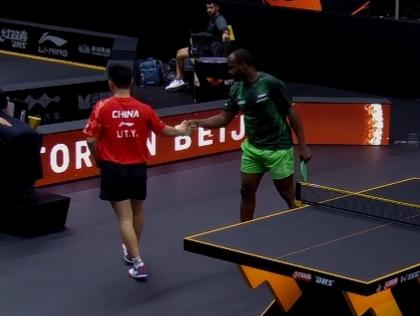 非洲一哥阿鲁纳让李天阳″削″回家了！
中国大满贯赛资格赛的首轮两人就相遇了，阿鲁