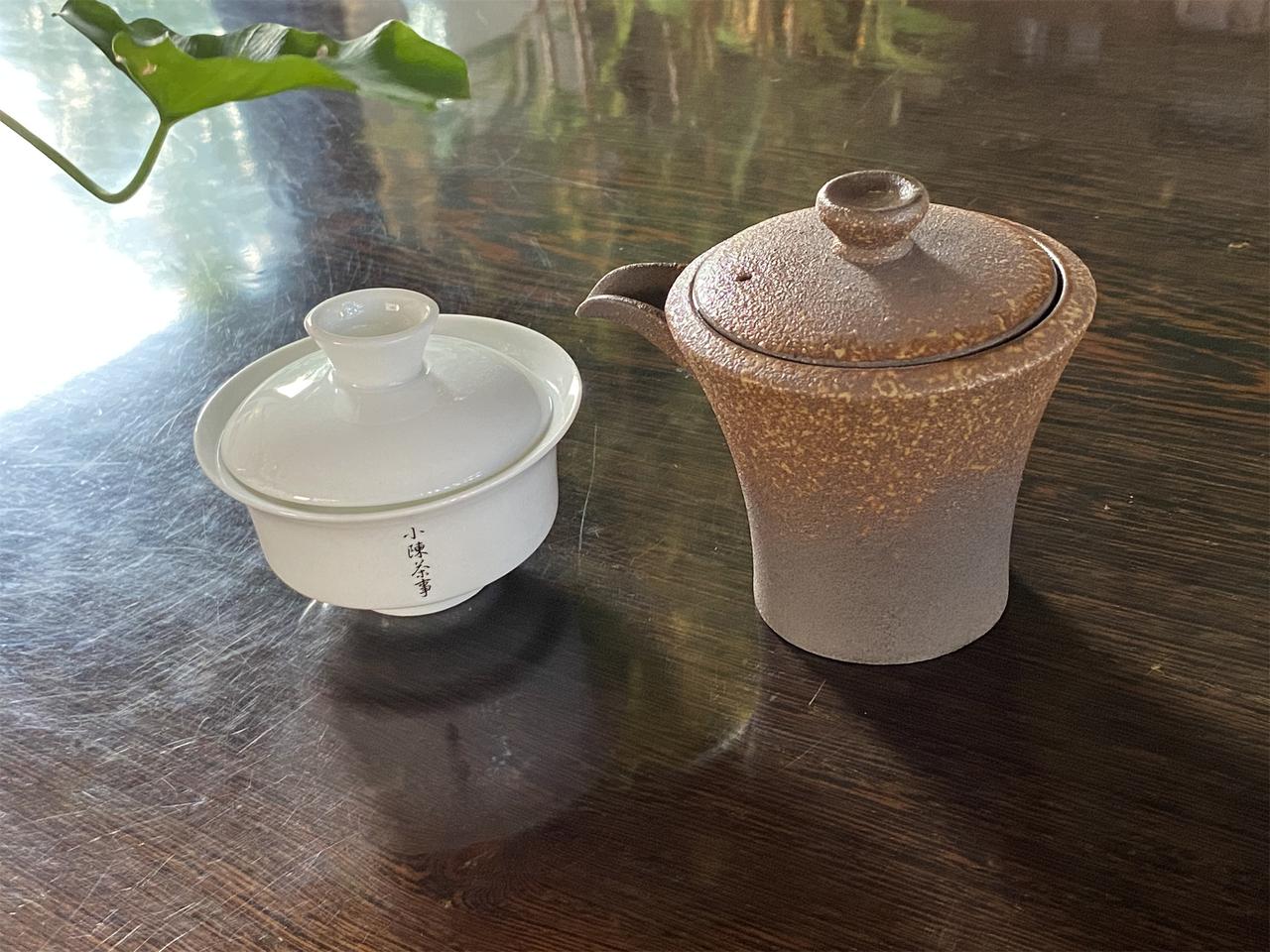 手抓壶为什么被淘汰了？
因为在使用过程中，它的缺陷逐渐暴露，如今人们对它已经没有