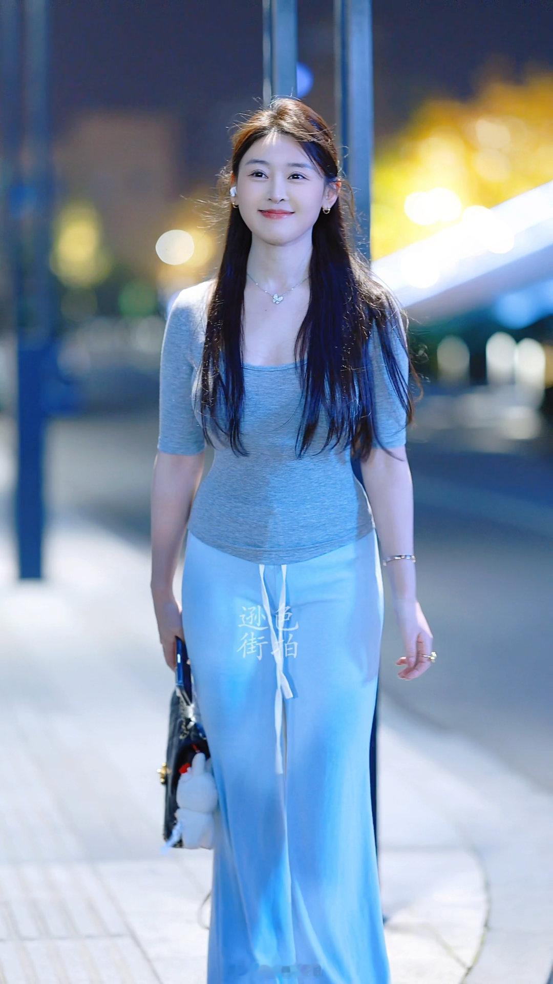 【成都街拍】晚安🌙🌙🌙丨摄影拍照每日穿搭