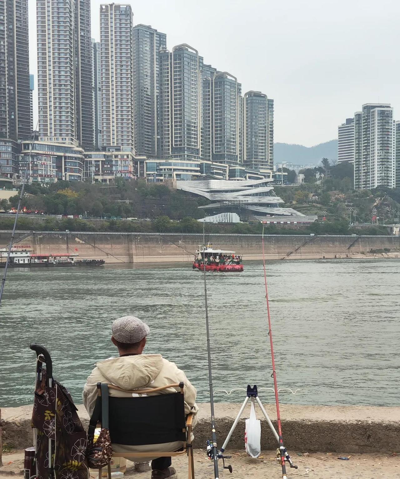 交易的最高境界:其实跟技术没有任何关系，那交易的最高境界是什么呢？它就是善于发现