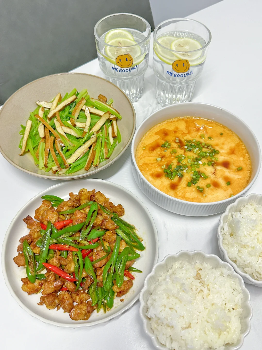 ✅晚餐分享｜辣炒掌中宝➕蒸鸡蛋➕芹菜豆干