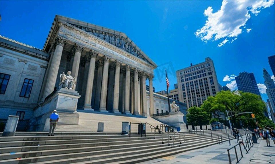 最近委内瑞拉通告全球这事闹得沸沸扬扬，说要彻底倒向美国，这消息一出来就像一颗炸弹