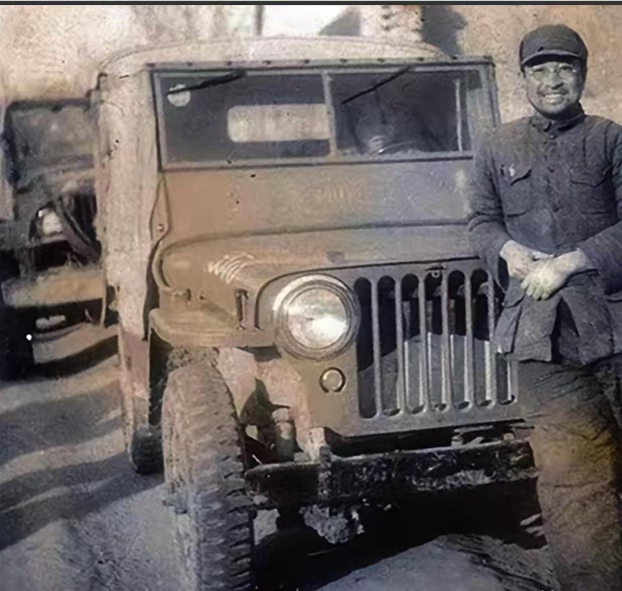 1940年代，一次战前会议中途休息，刘伯承跟身边几个干部闲聊，突然冒出一句：“要