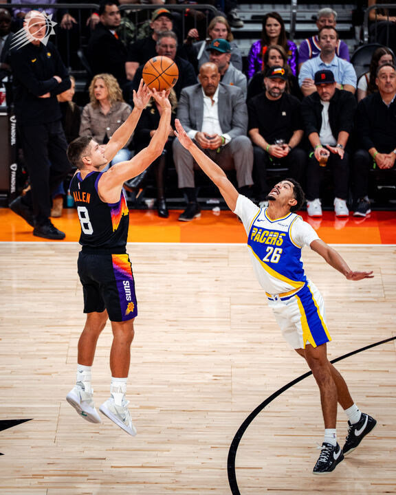 打出自信了！阿伦十分钟内已经拿到12分！！