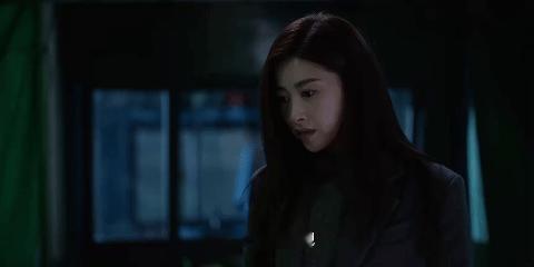 假如蜜语遇上男艺人在床上大便 嚣张男艺人故意糟蹋床铺还辱骂施压，许蜜语绝不忍气吞