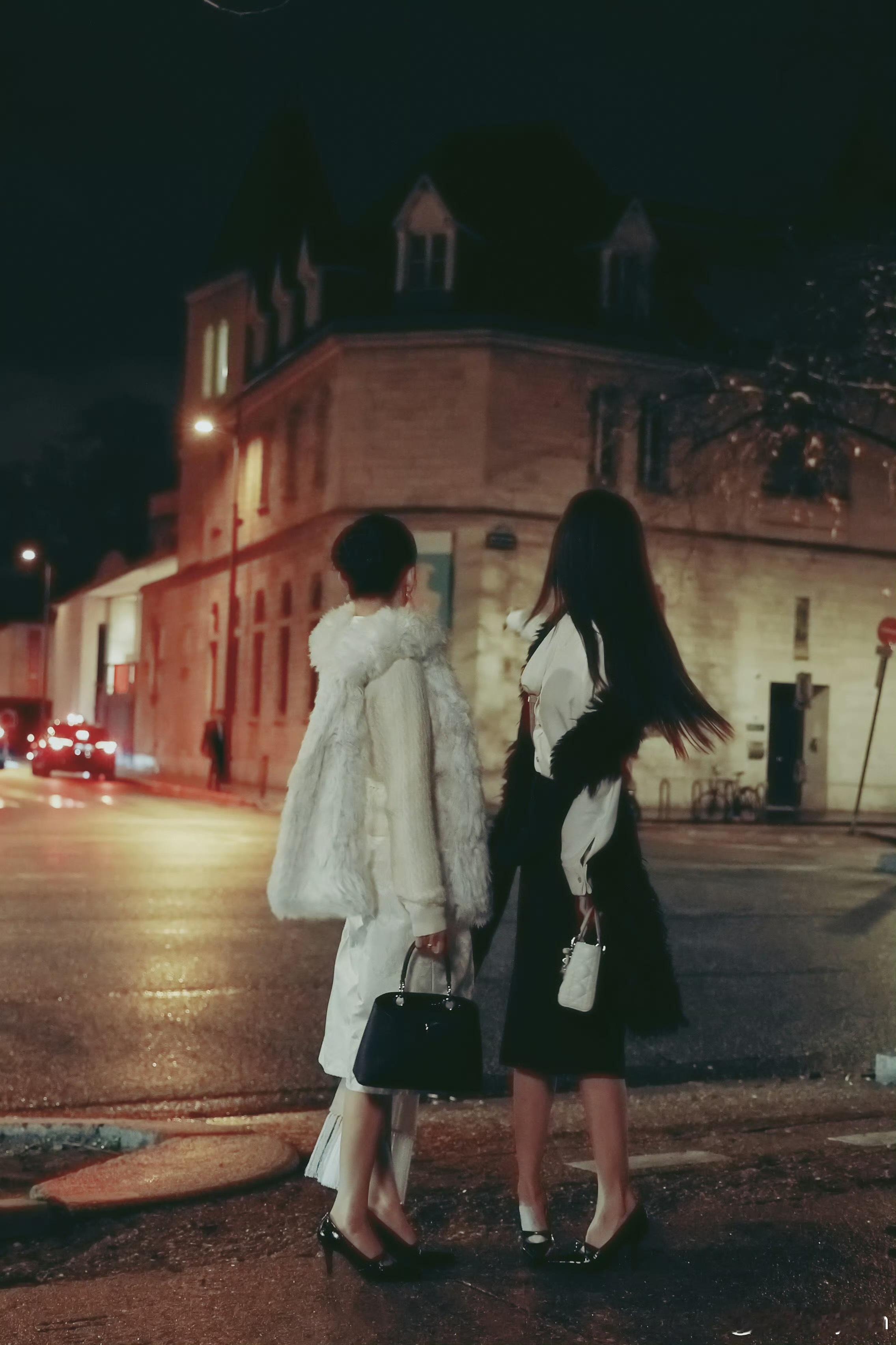 投稿 周也 王玉雯谁赶紧给她俩递个本子吧！！！ 