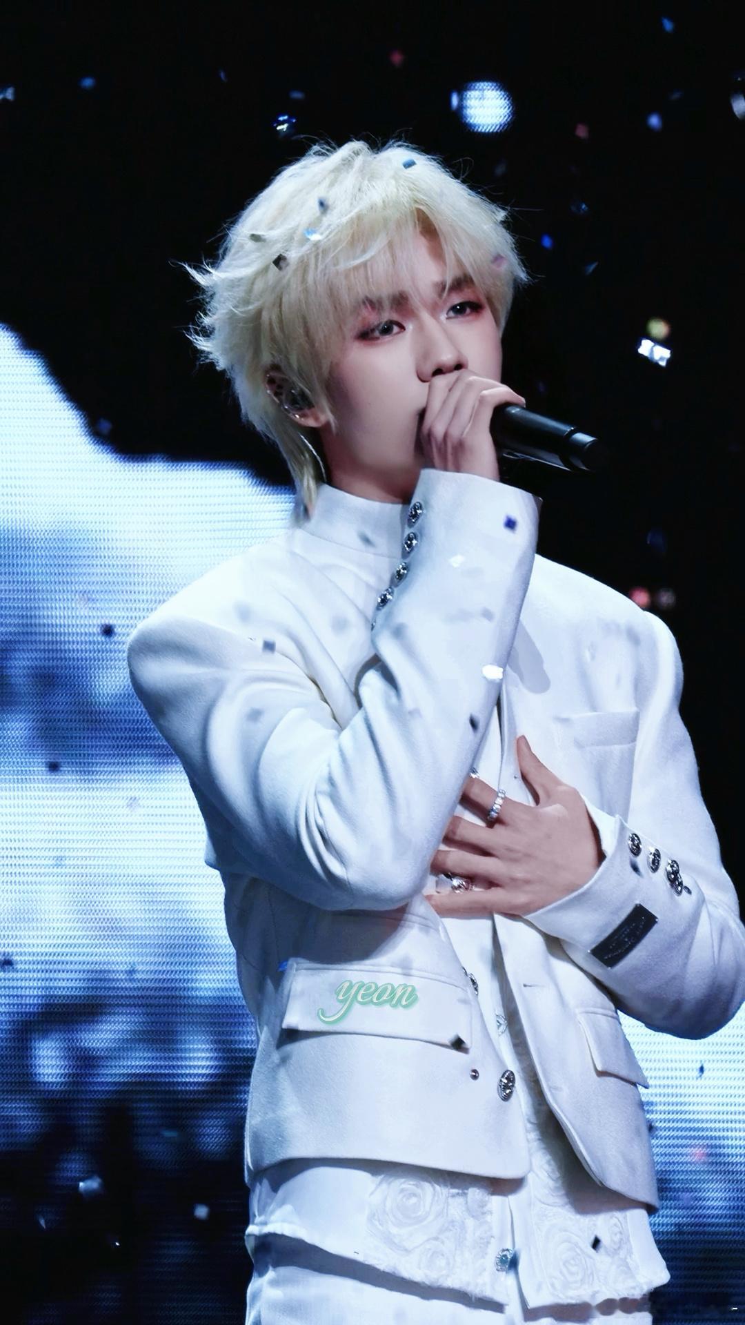 张子墨的歌声是我的解药 张子墨予你里的只有你是我的解药，一开口就被治愈了，温柔的