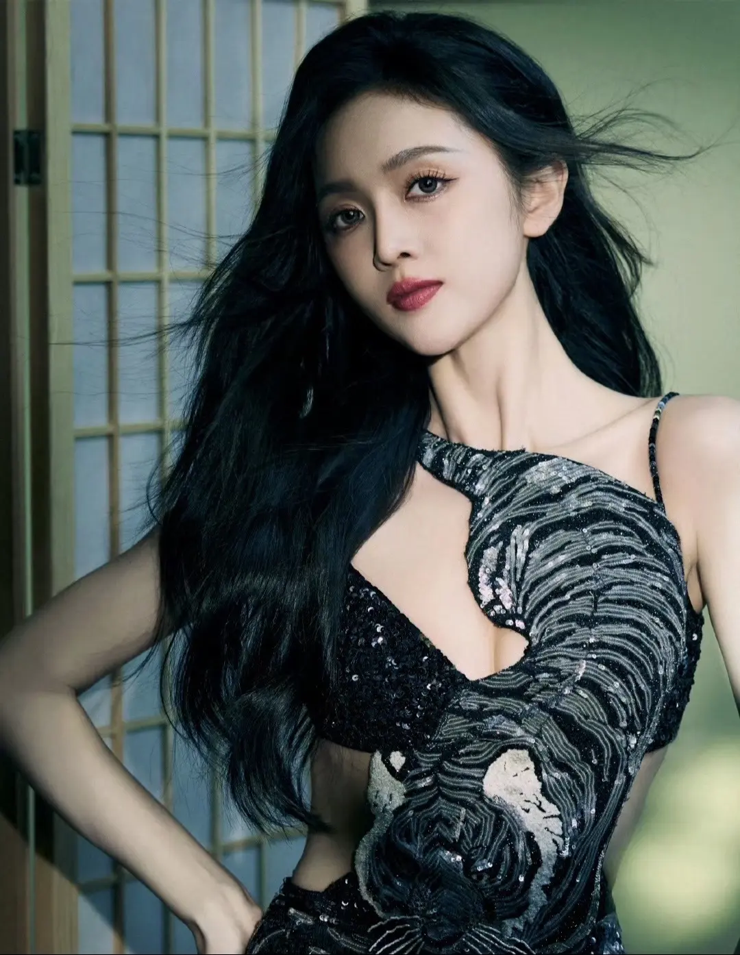 吴宣仪。