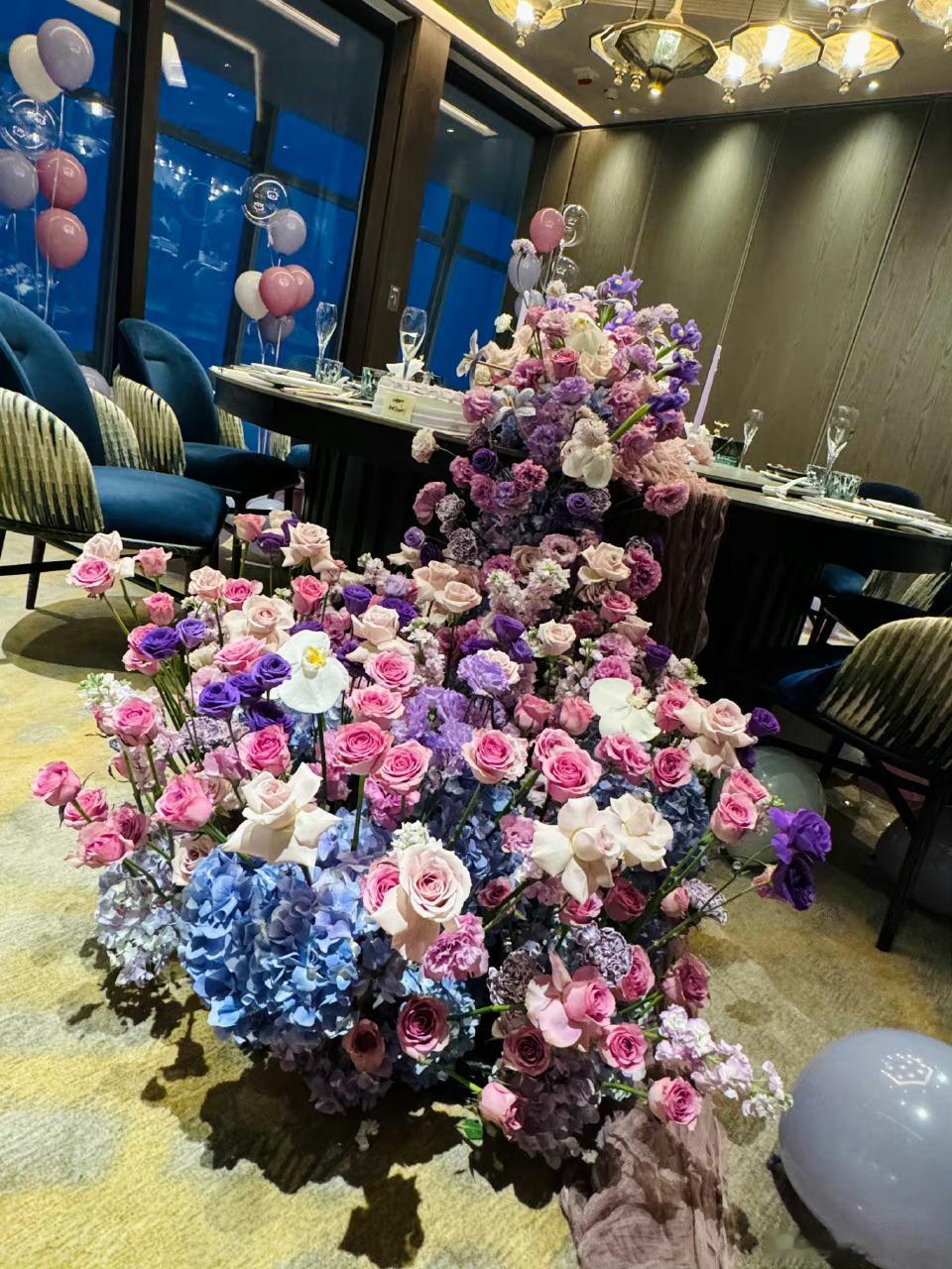 #罗云熙生日plog#罗云熙生日plog来啦，祝福花团锦簇中的罗云熙生日快乐哇，
