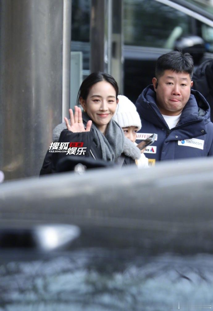 原来张钧甯是销冠  原来张钧甯是销冠，春晚的路透一出来的时候这个衣服就已经没了呀