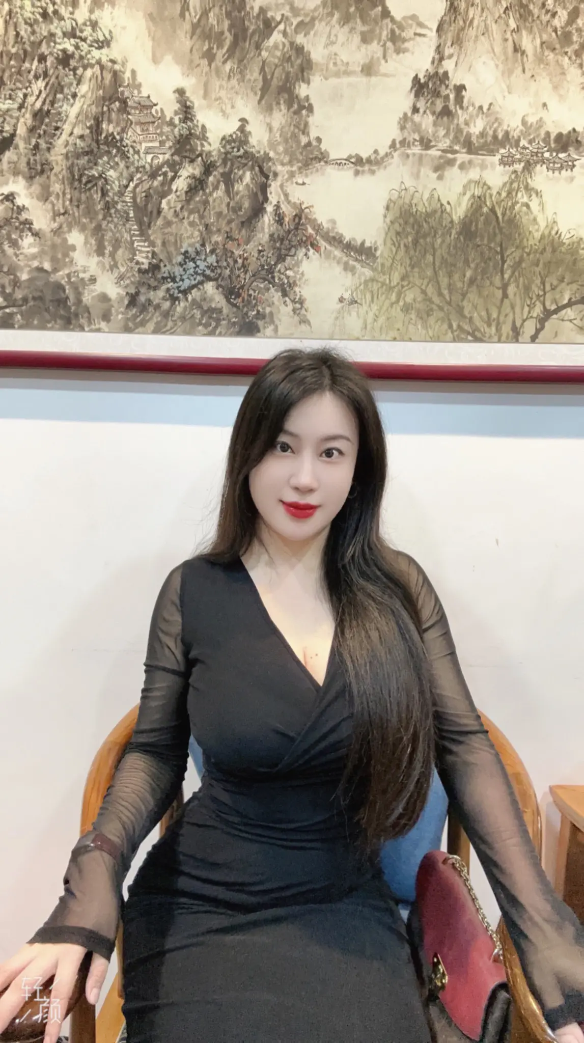 御姐 老板娘 优雅气质