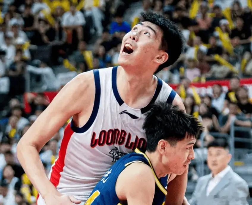 今日CBA 新赛季分组出炉：广东&广州&北京同组，常规赛将交手四次。其中A组：上