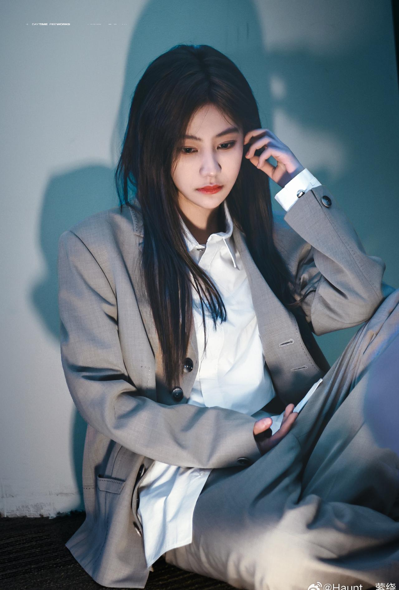 袁一琦💙袁一琦巴黎时装周首封💙袁一琦巴黎时装周
所有人颤抖吧，我家哥哥要闪耀