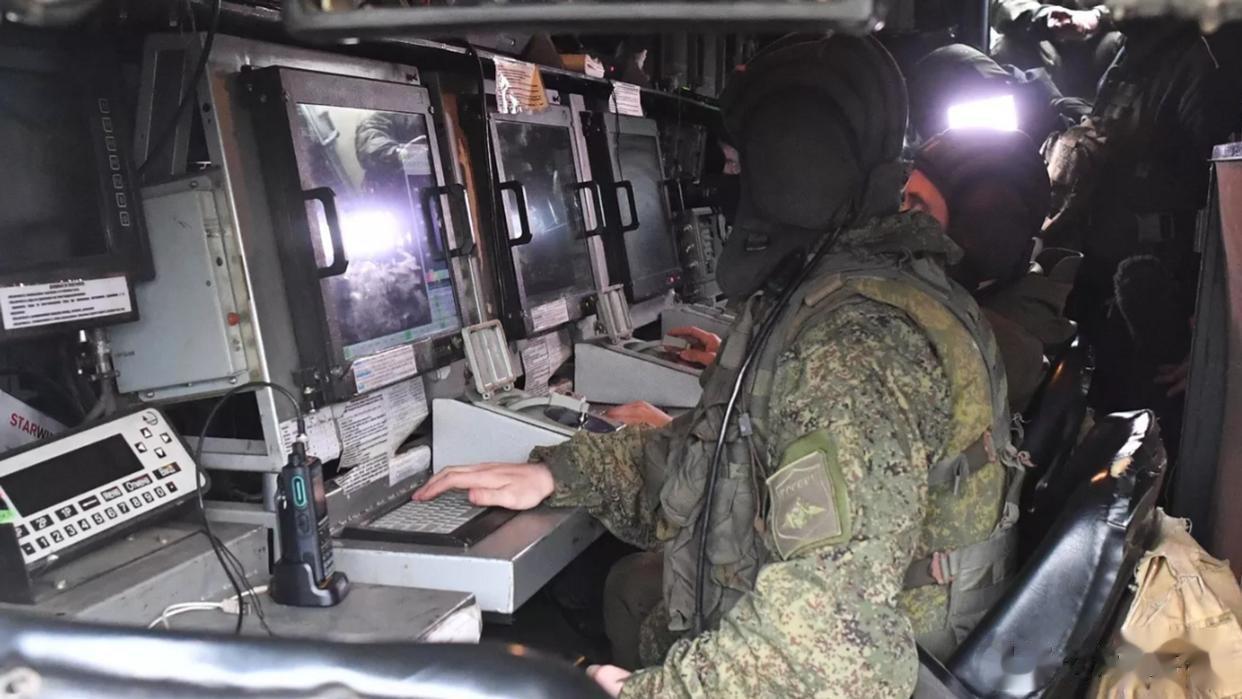 莫斯科市长：中央联邦管区遭遇大规模无人机袭击

来源:俄罗斯卫星通讯社

莫斯科