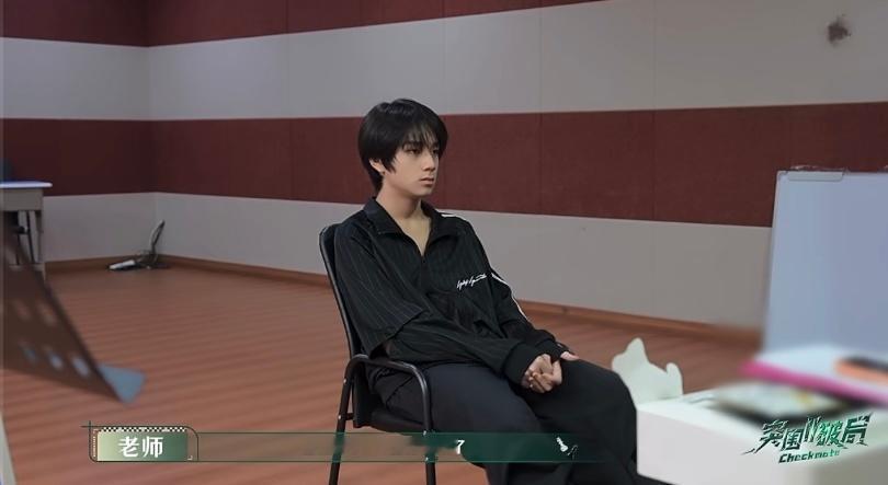 mzc家小男孩被老师夸夸了🤏🏻 