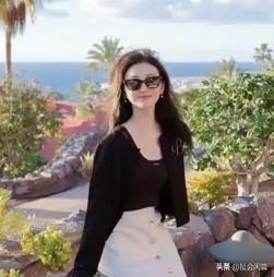 包贝尔真的得千恩万谢的感谢和景甜和男友的小作文，本来灰头土脸，不知道怎么应对的时