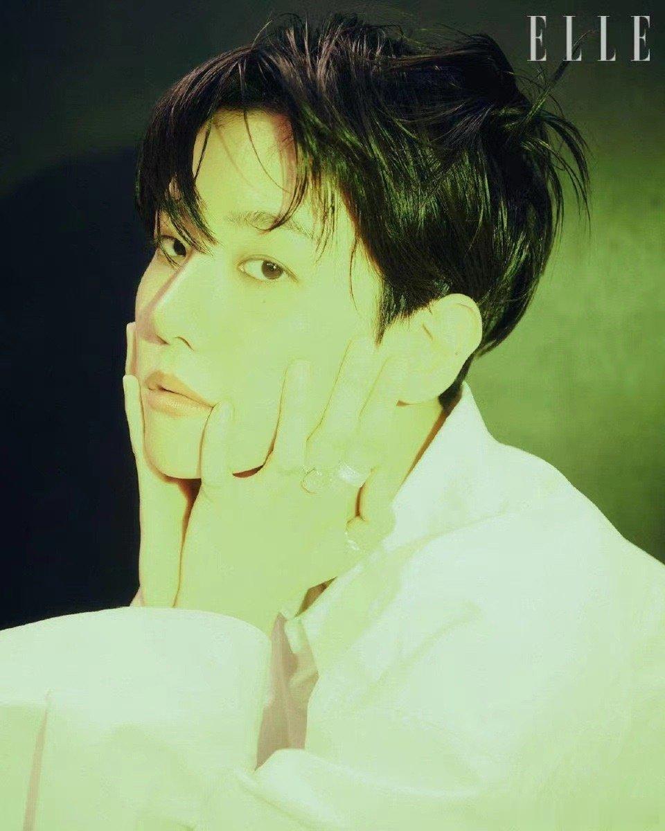 #边伯贤ellekorea10月刊##边伯贤10月刊画报#边伯贤《ELLE KO