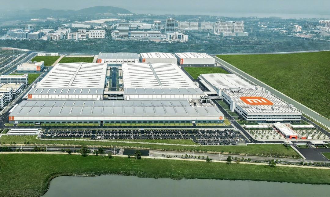 雷军造车仅两年，竟顺带打造出一家“5A级景区”？
小年夜直播时，雷总轻描淡写地爆