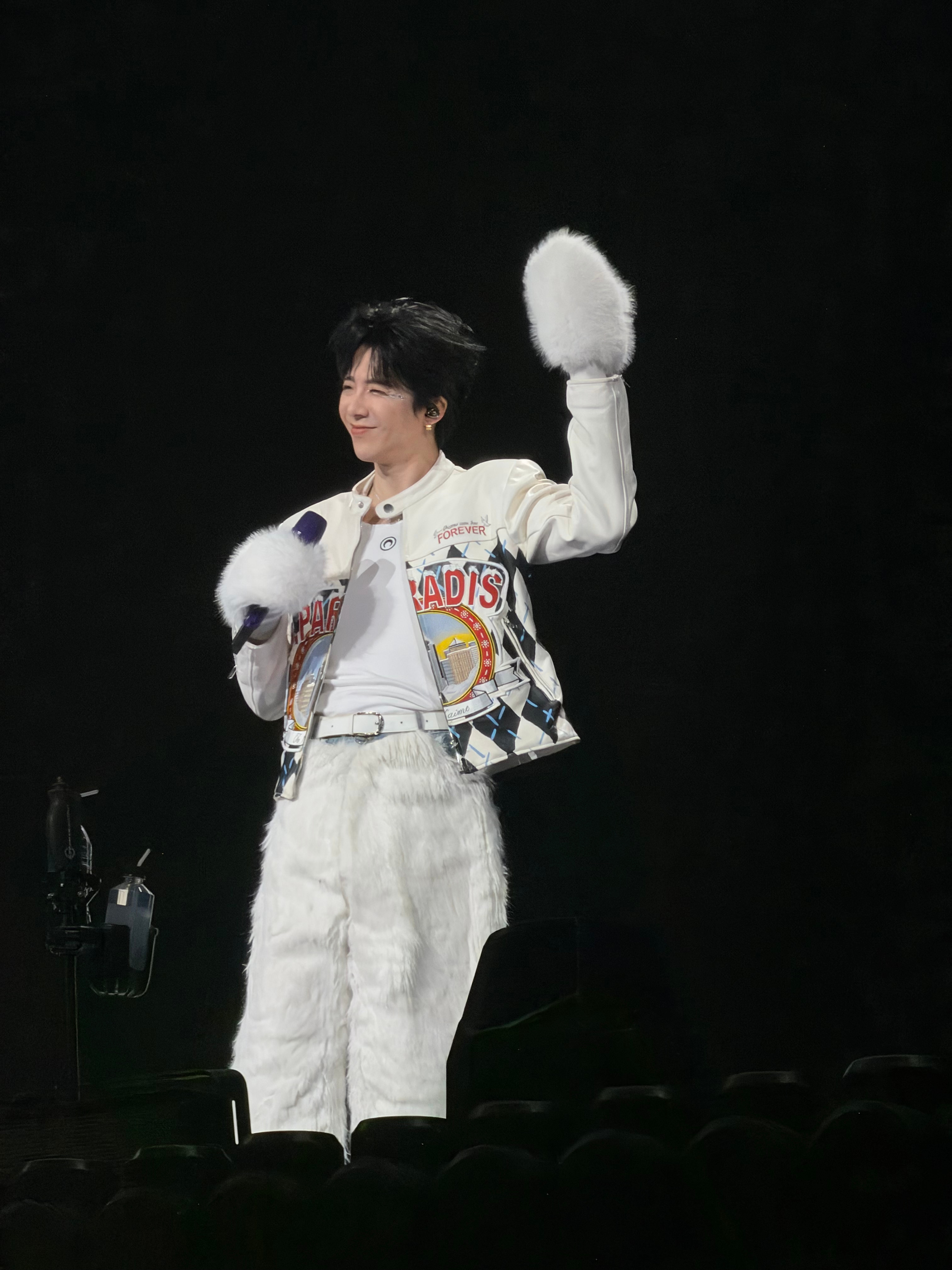 本周我完成了连续7天铁粉打卡，与 的铁粉值额外增加1分！慢慢走总会看到曙光