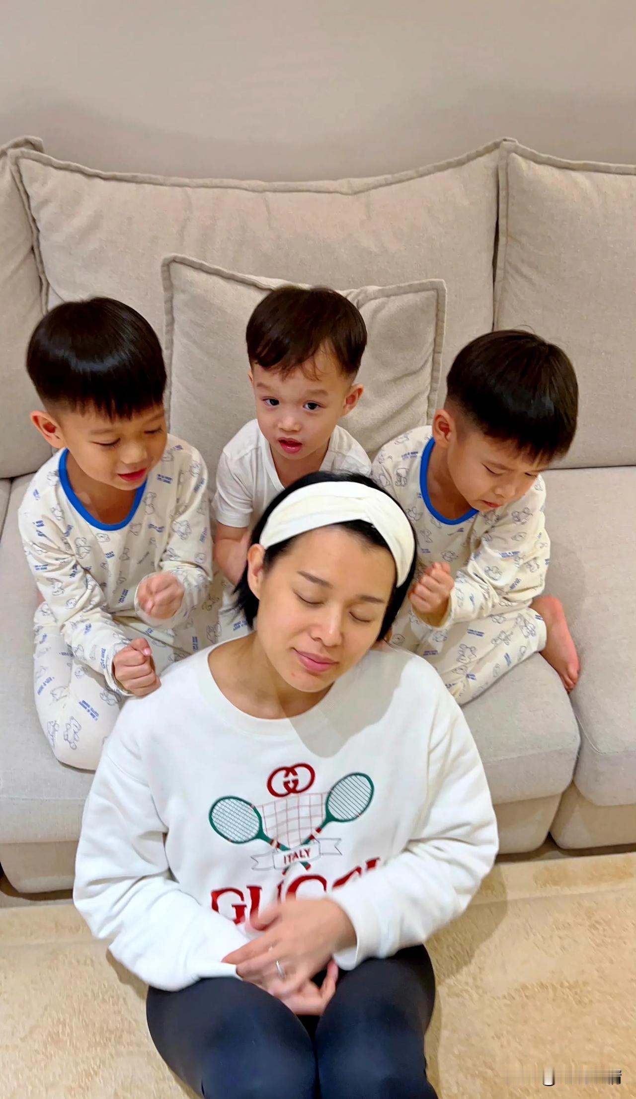 胡杏儿老公凌晨发文诉说老婆的不易！
5月15日，胡杏儿老公李乘德凌晨发文为胡杏儿