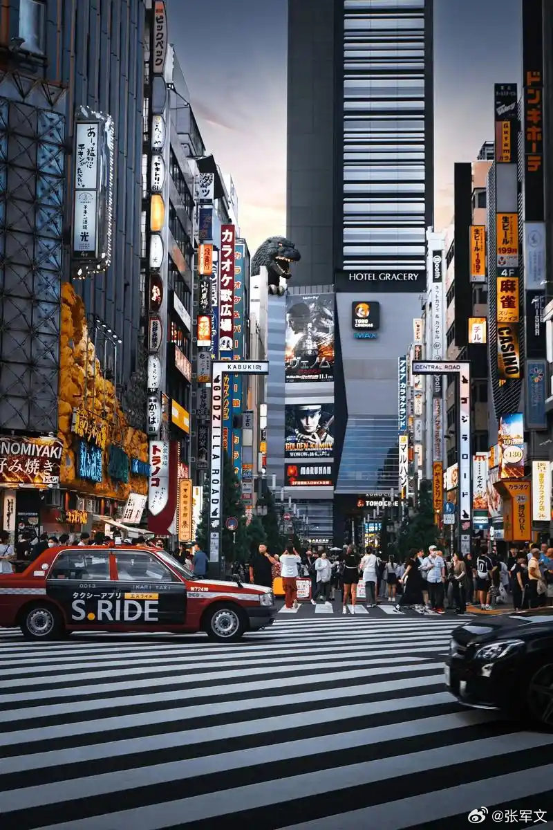 我使馆提醒近期避免前往日本  3月1日，多名中国公民在东京街头观看马拉松时遭日本