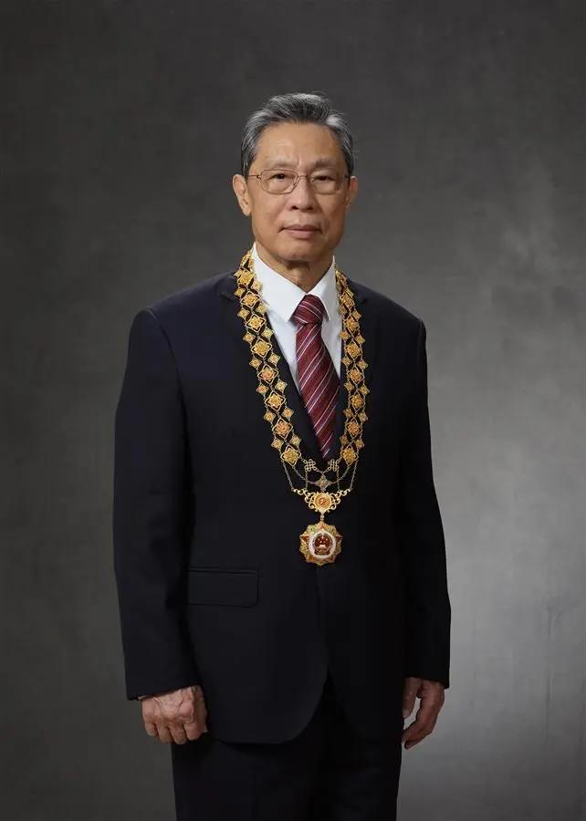 2003年爆发非典疫情，它冲到第一线，提出“把最危重的病人送到我这里”，提出了“