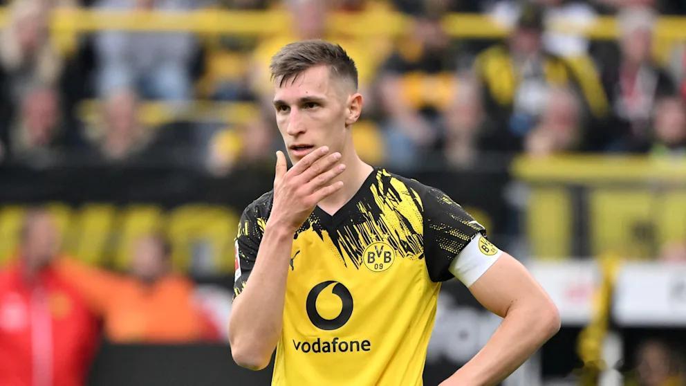 施洛特贝克和球队续约，德国媒体认为有两个原因，一是暂时没有豪门发出邀请，二是再拖