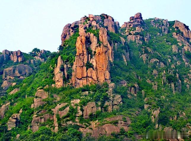 巍峨荆山美景图
—位于浙江温州鳌江，海拔高度440米
