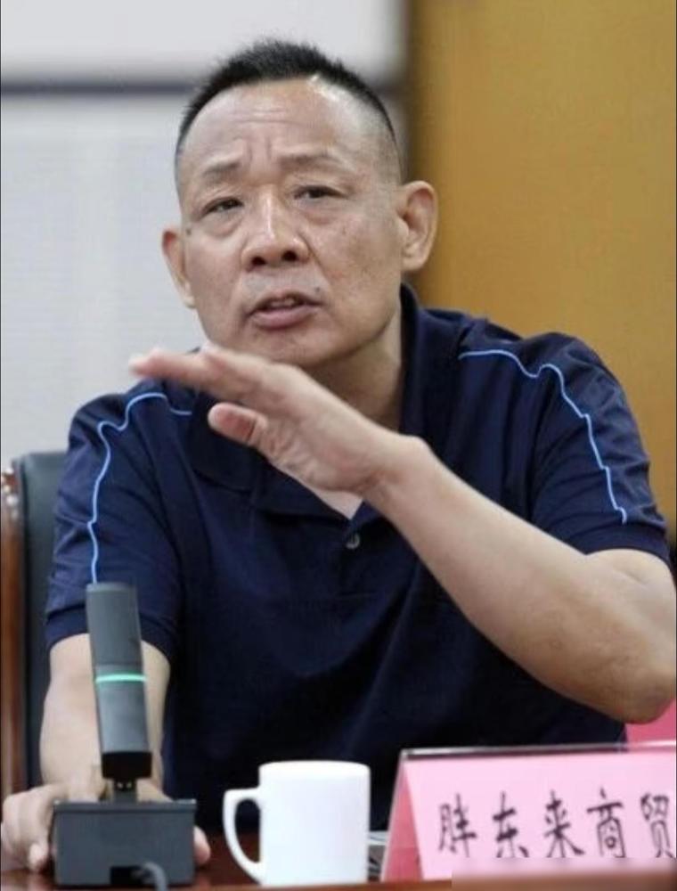 于东来，一生做了4件了不起的事。

我在职场摸爬滚打二十多年，见过太多老板把员工