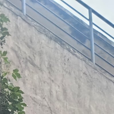 每日一善 生活偶尔会皱起眉头，但请记得，你永远有权利为自己画上一个微笑。 