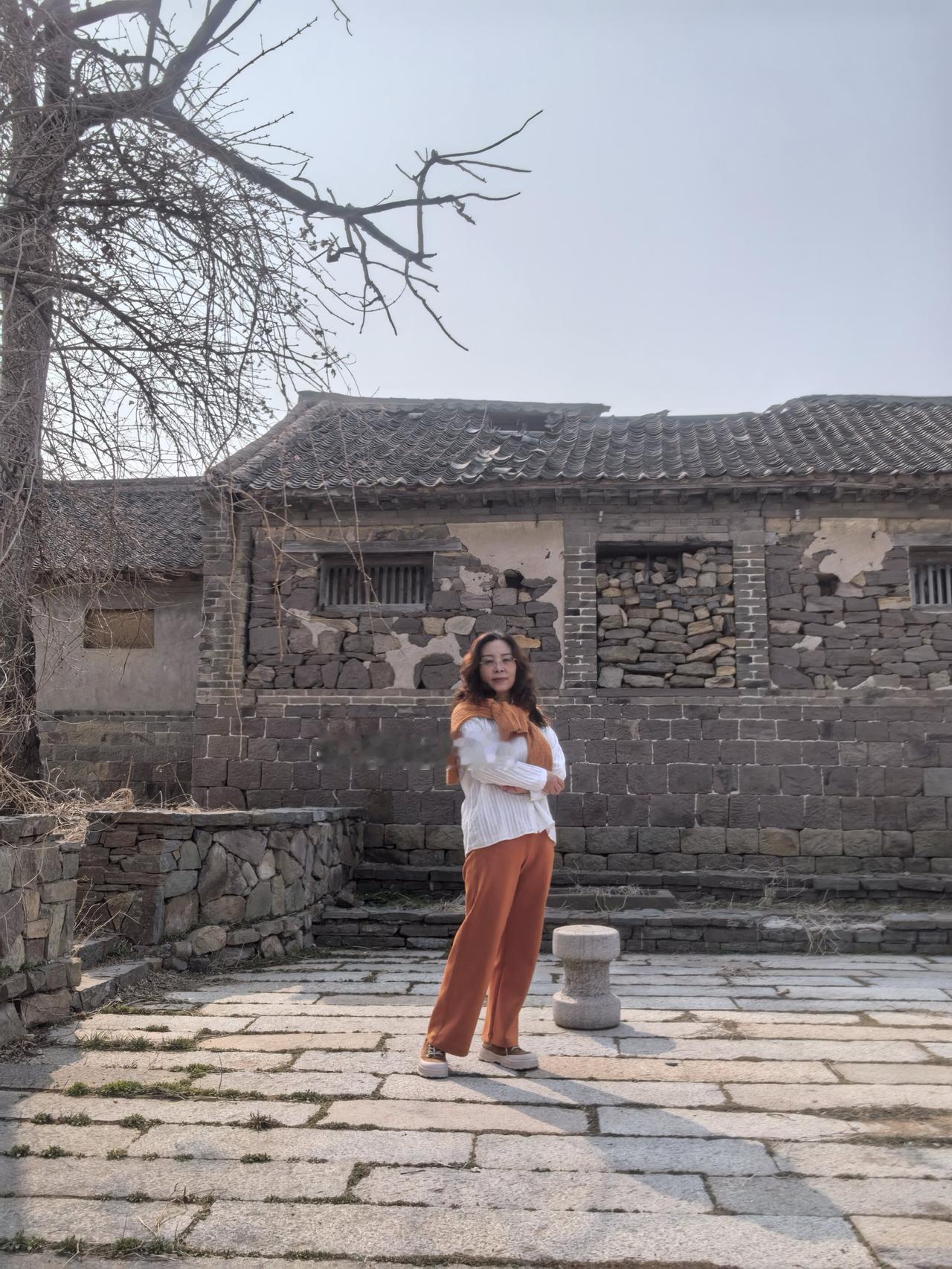 很羡慕即墨能保留下古村，我所在的城市有个古城面目全非了，自己家没有就去别人家看看