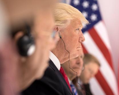 中方两轮反制刚落地，美国就对APEC放狠话："不去了"。

美国给自己挖了个坑：