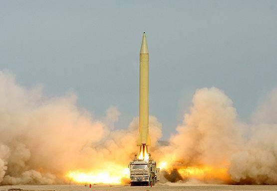 伊朗正在研制能够从本土，直接打到美国的导弹！
这是美国总统24日，在发表国情咨文