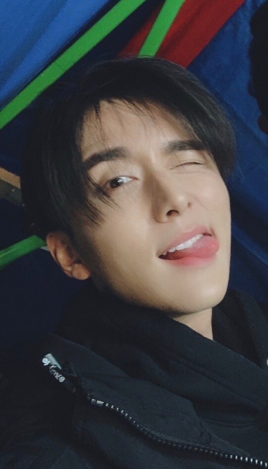 也太小表表了....[挤眼]👈🏻 ​​​