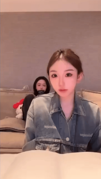 股份 ​​​