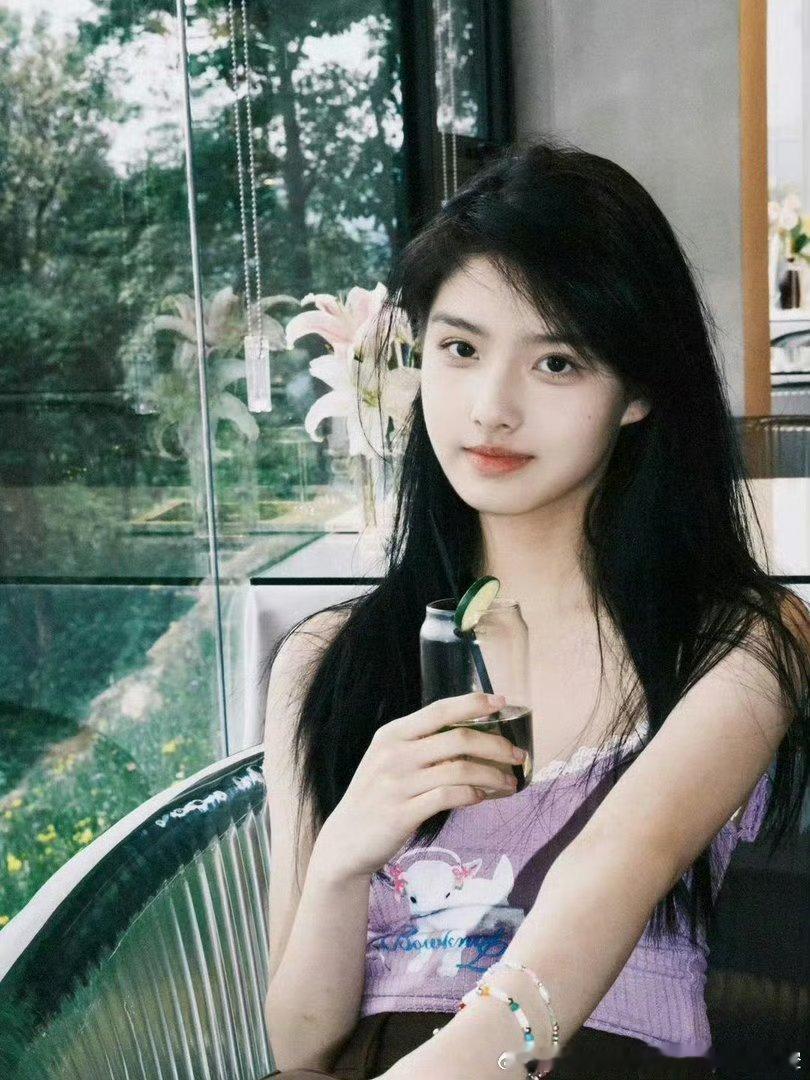 艾米这颜值也太顶了吧，还减啥肥啊？不要再追求白幼瘦审美了！ ​​​
