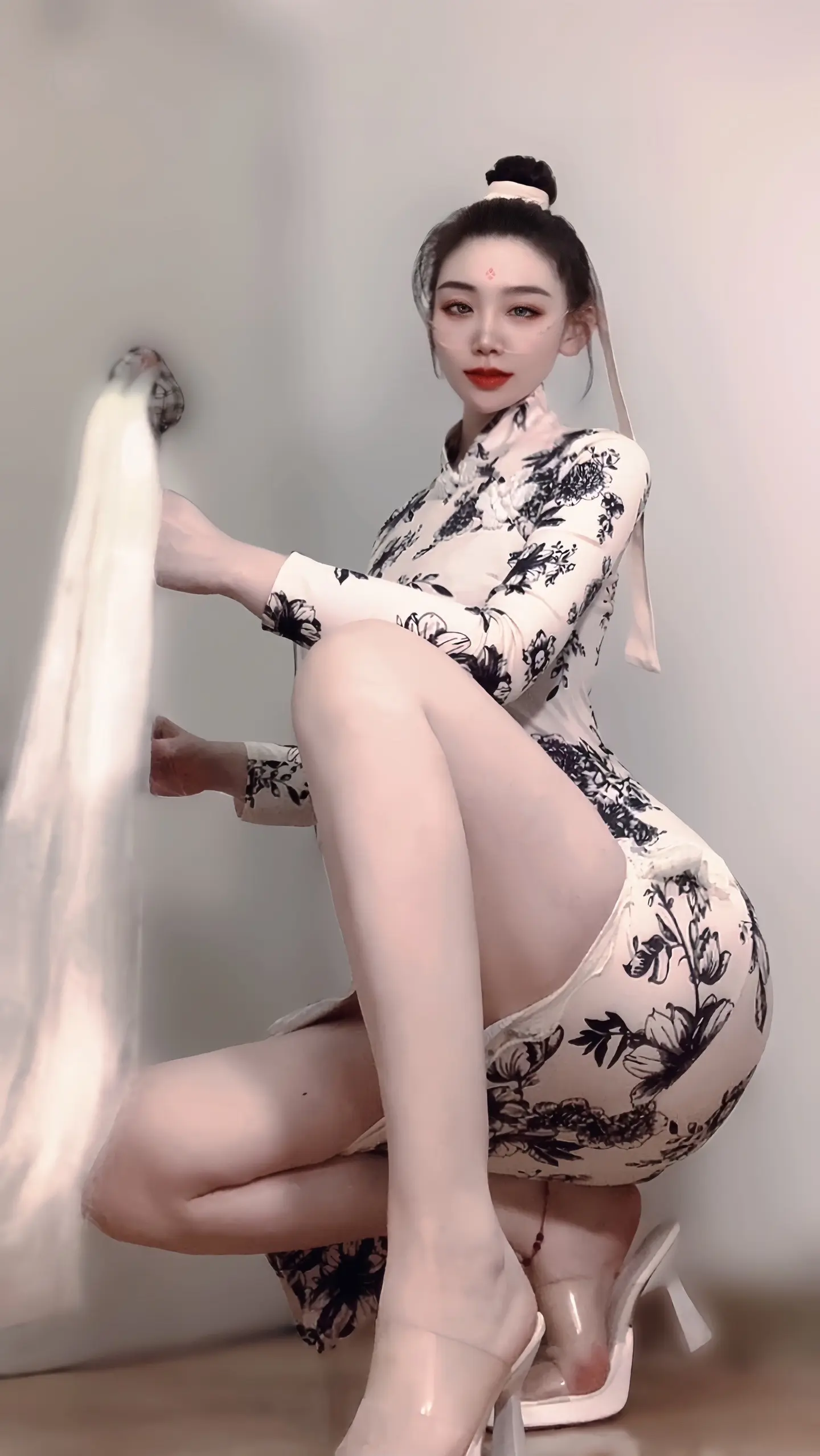 50岁依然保持好状态之。打得一拳开  免得白拳来