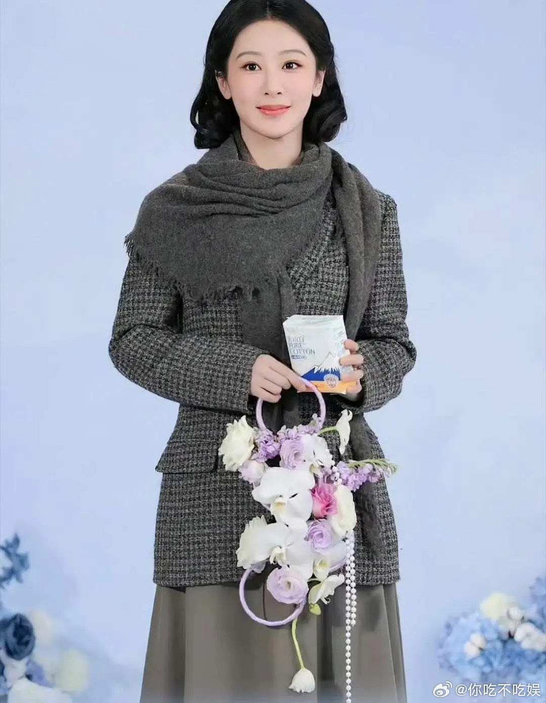 杨紫这是要干嘛？怎么越来越姨态化了 