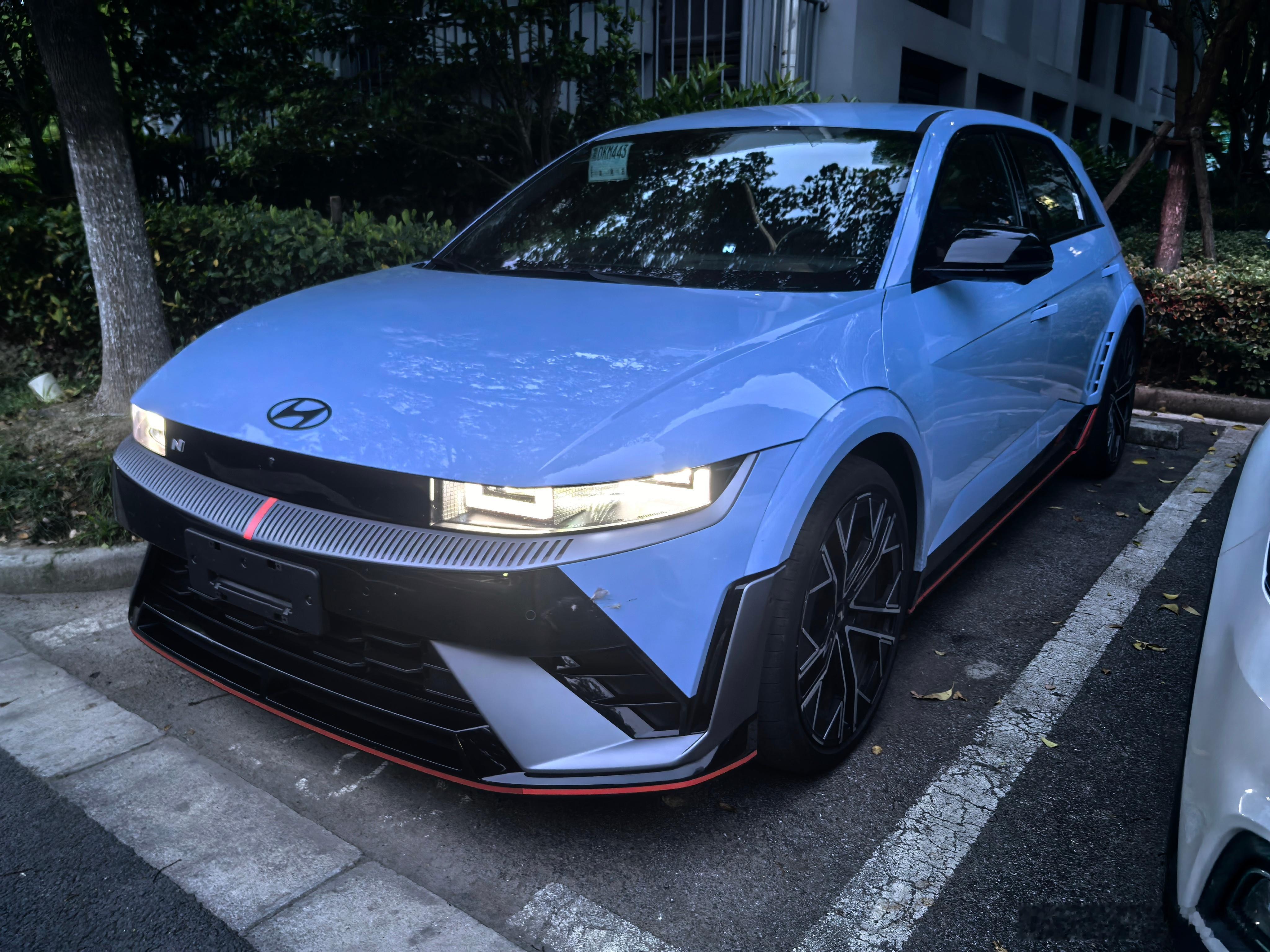 简单开了20分钟被惊艳了N多次太久太久太久没开过这么有乐趣的电车了模拟换挡做的非