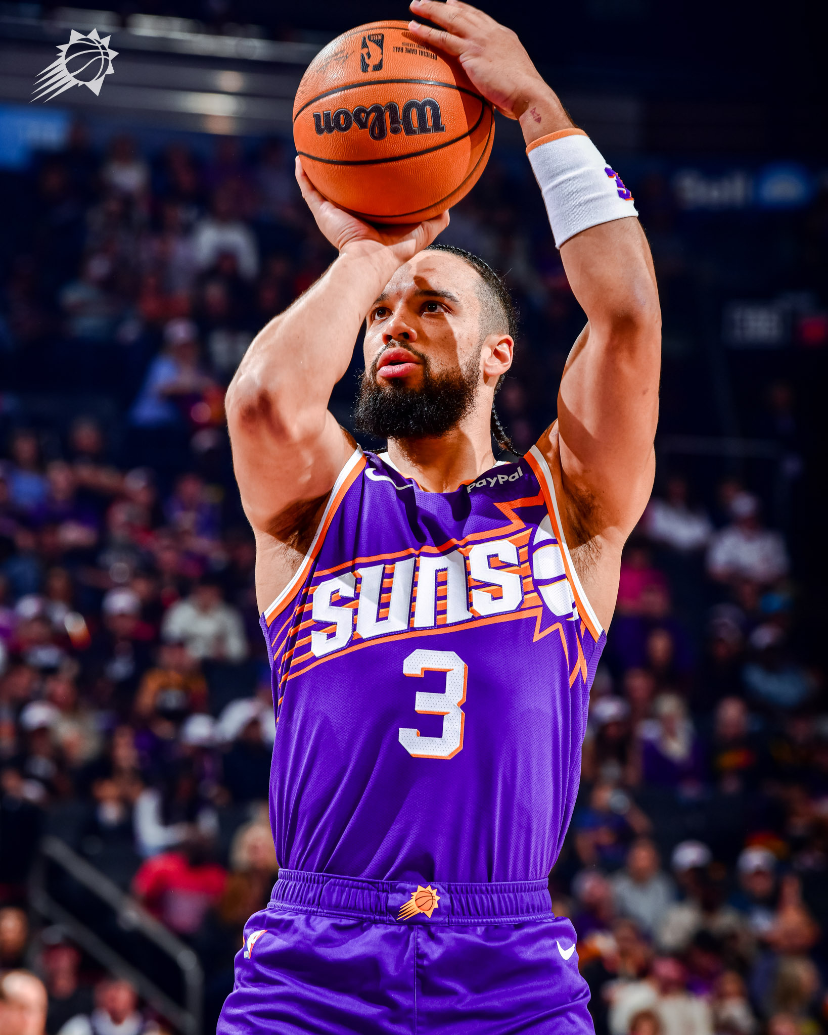 本赛季，太阳队多名球员的细分数据及其亮眼：👌驴哥连续两年保持 40% 的三分命