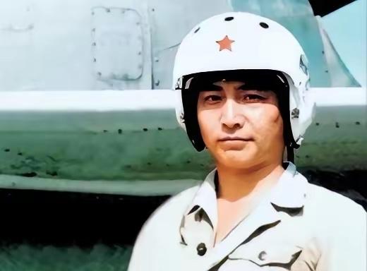 南海撞机王伟成功跳伞，为啥10万人都找不到他？直到20多年后才懂
​​对于王伟，