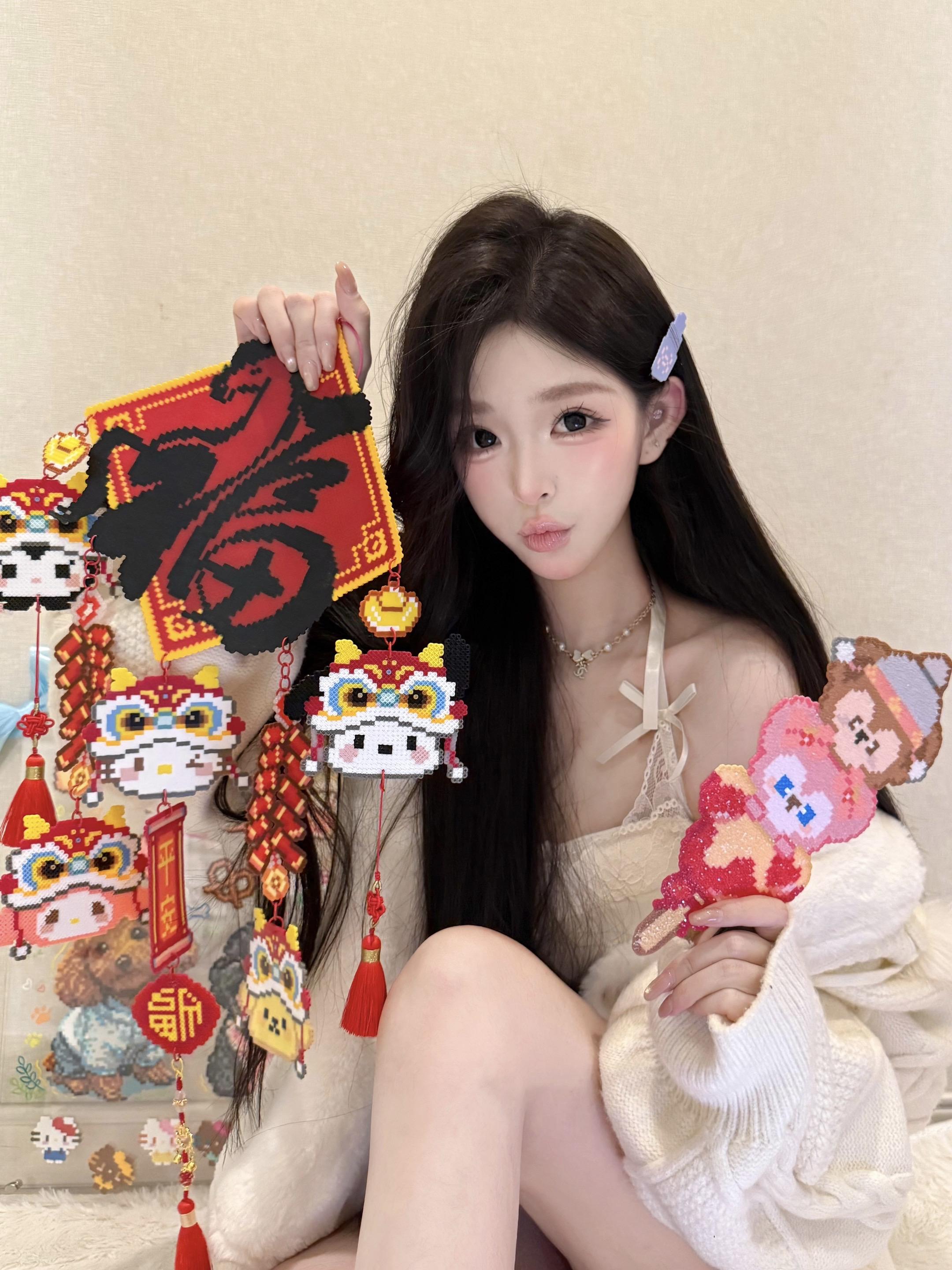 我就这样拼拼拼^⦁᎑-^ ੭。