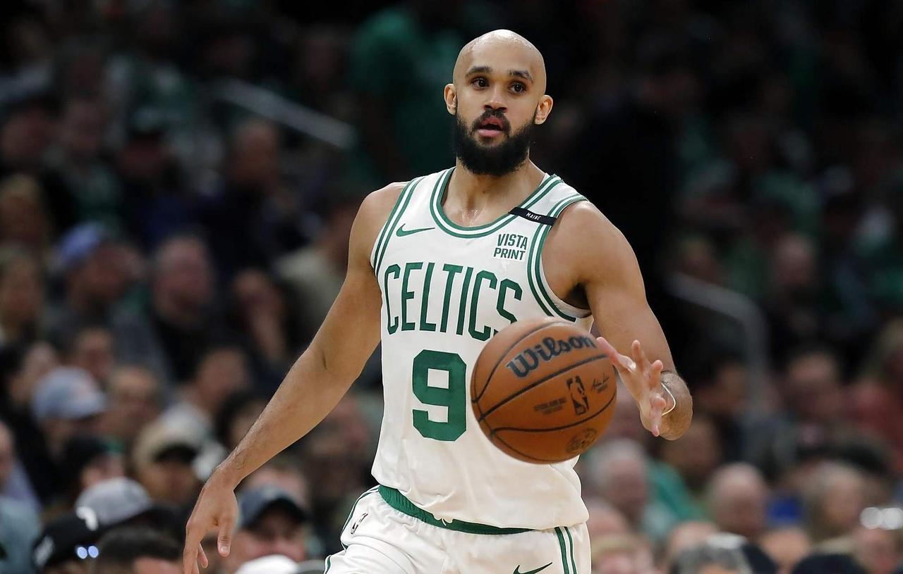 凯尔特人被绝杀，似乎不如怀特持续迷失更令绿军球迷感到心痛。

三分铁成狗，处理球