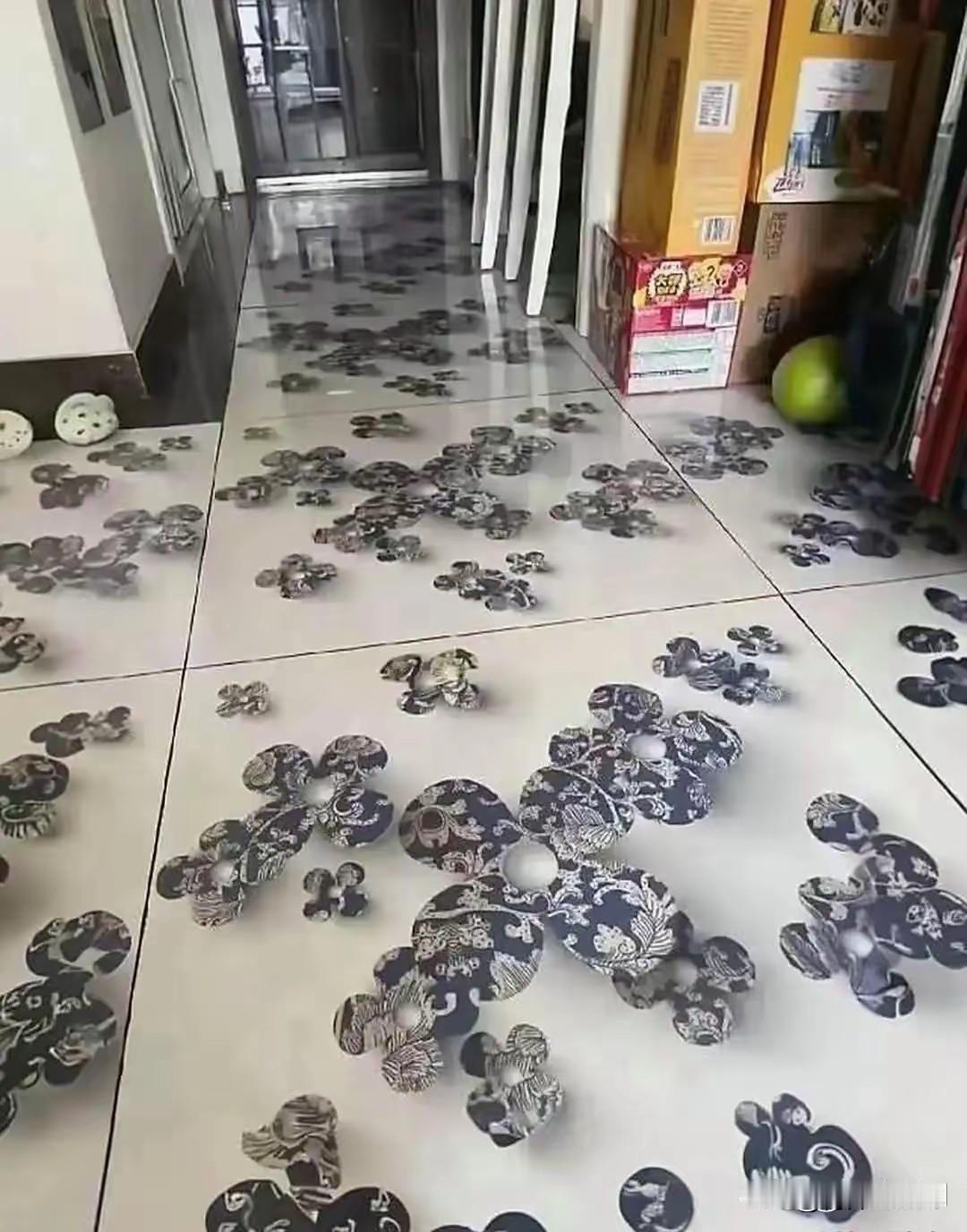 装这种地砖的是什么风格[泪奔]