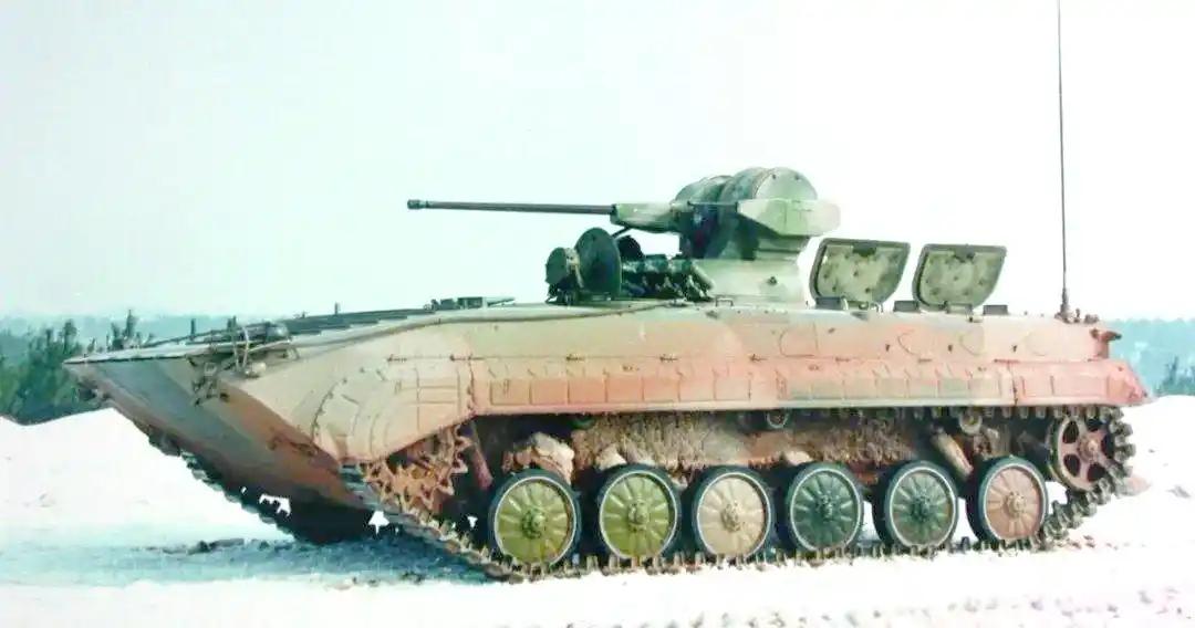 ZPT90式25毫米机关炮的渊源
WA314T型车载通用炮塔主要武器是一门ZPT