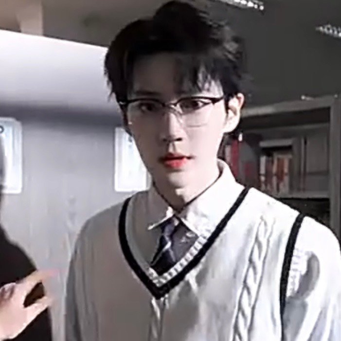 富二代学霸互换人生反差感十二星座决定你的专属短剧 富二代学霸互换人生反差感 