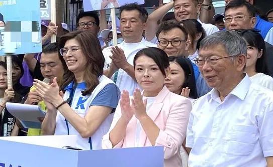 起风了，9月2日郑丽文陪同高虹安前往登记角逐，过程中与柯文哲相谈甚欢。透露出出不